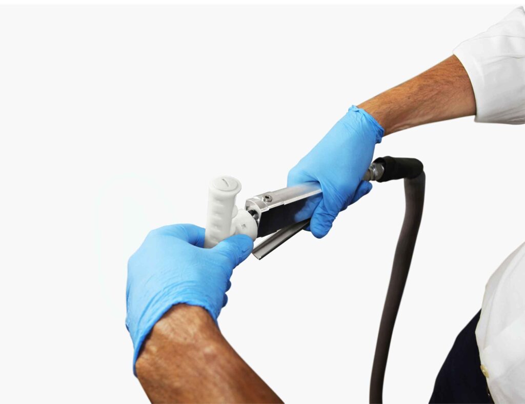 Sostituzione della testa dei distributori di colla poliuretani Europoliuretani