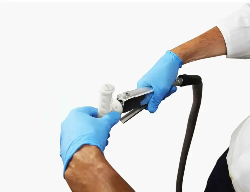 Sostituzione della testa dei distributori di colla poliuretani Europoliuretani